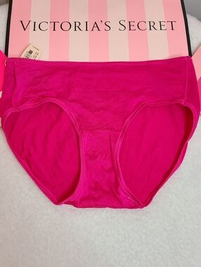 Y2K Victoria's Secret Fabulous Satin Hiphugger Panty Size M Hot Pink